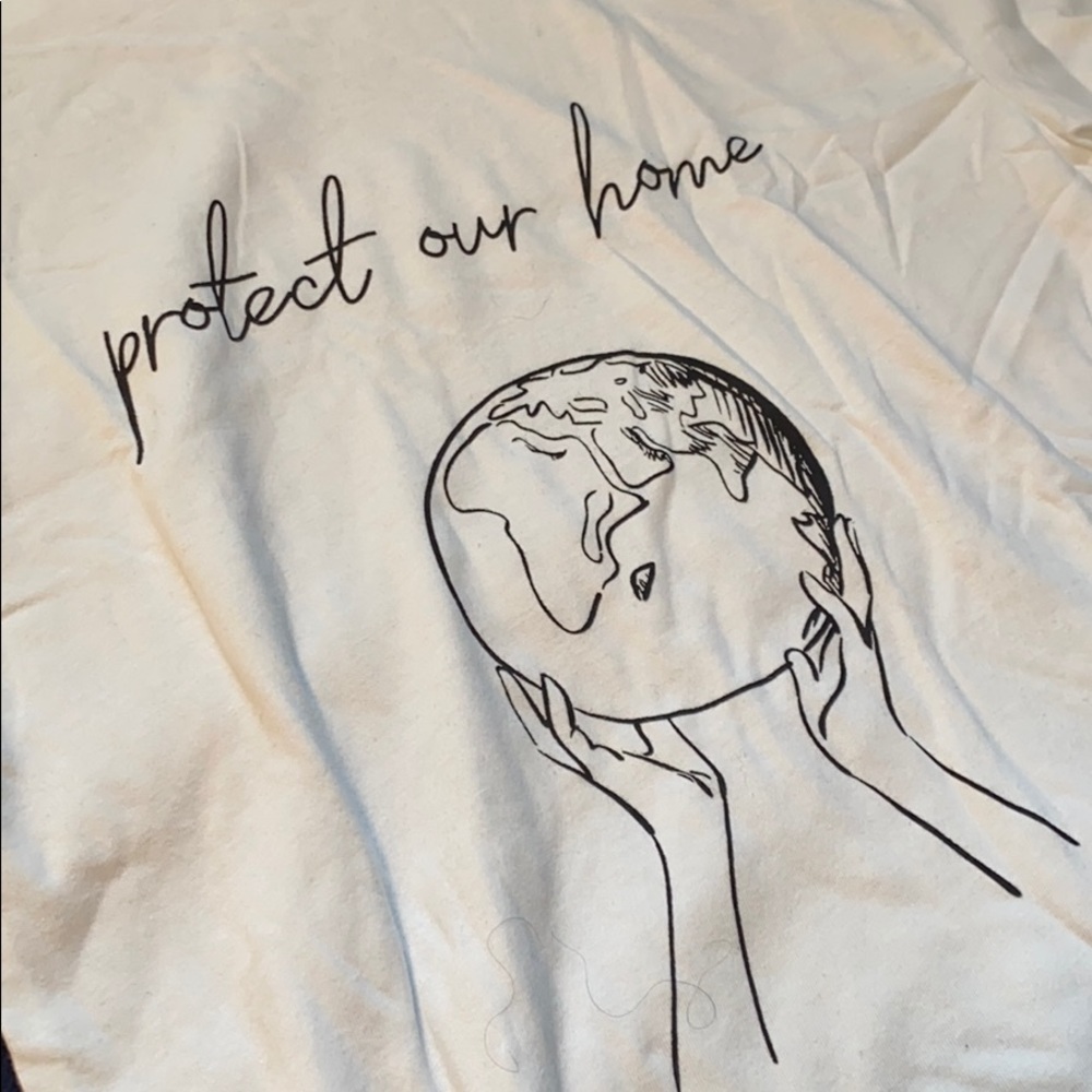 Graphic tee - Picture 2 of 3